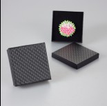 Zdjęcie - Czarne pudełko w kwadraty 9x9cm
