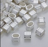Zdjęcie - Przekładka w kropeczki do rzemieni w srebrnym kolorze 14,5x10,5mm