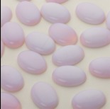 Zdjęcie - Opal syntetyczny kaboszon owal różowo mleczny 25x18mm