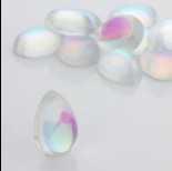 Zdjęcie - Kaboszon ze szkła kryształowego łezka opalizująca biała 25x18mm