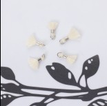 Zdjęcie - Mini chwosty w srebrnym okuciu ecru 10mm