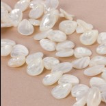 Zdjęcie - Masa perłowa srebrzysta łezka biała wypukła 20x15mm